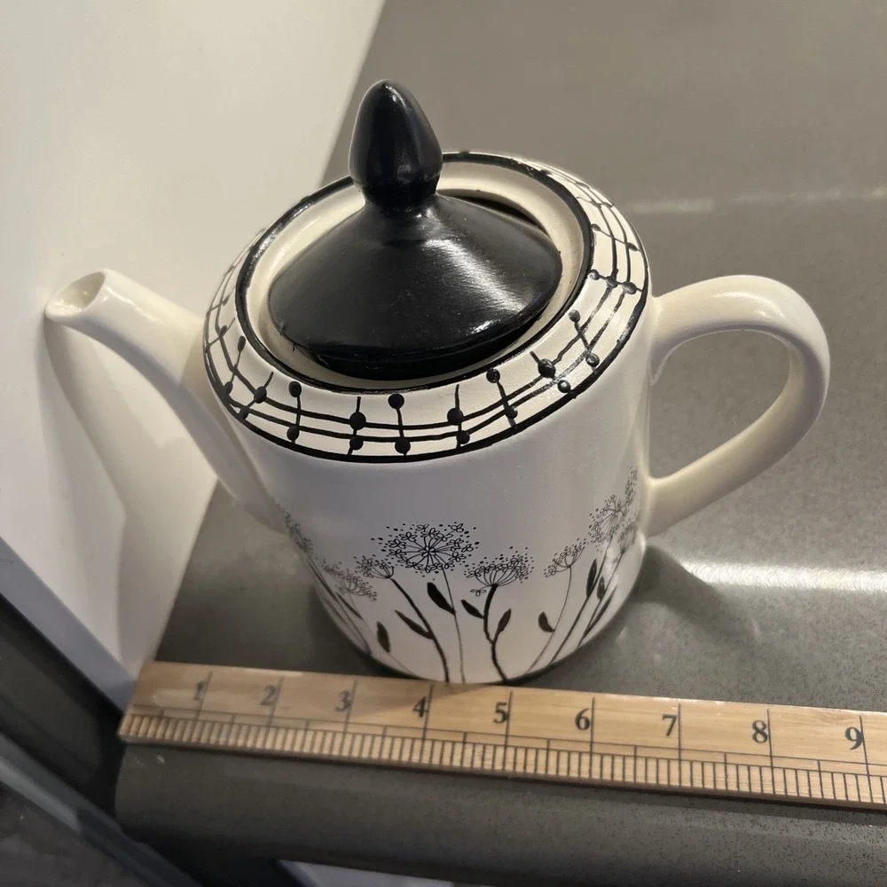 Kelly Louise Handpainted Teapot Decor Use Only